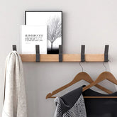 Wandgarderobe mit 5 beweglichen Doppelhaken - Holz & Aluminium Garderobenleiste | Nordivo