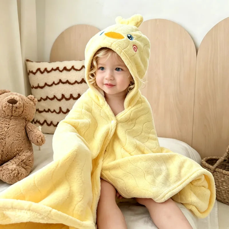 Kinder Badeponcho mit Kapuze – Weiche Kuscheldecke aus Coral Fleece zum Baden, Schwimmen & Einkuscheln, 80 × 120 cm