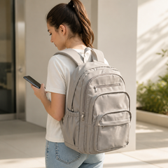Wasserfester Nylon-Rucksack mit mehreren Taschen (29L)