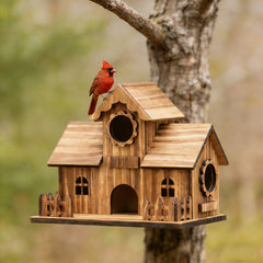 Bezauberndes Vogelhaus aus Holz