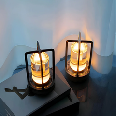 LumiLight Kabellose Tischleuchte - Wasserfest und tragbar - Beleuchtet mit Stil und Dimmfunktion