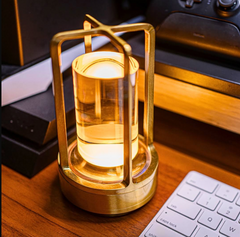 LumiLight Kabellose Tischleuchte - Wasserfest und tragbar - Beleuchtet mit Stil und Dimmfunktion